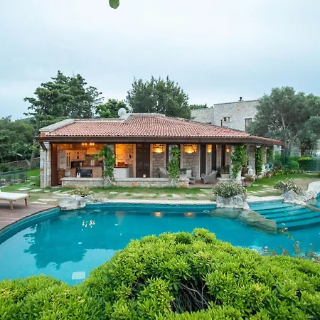 Ultra Luxury Hill Mansion, Yalikavak *